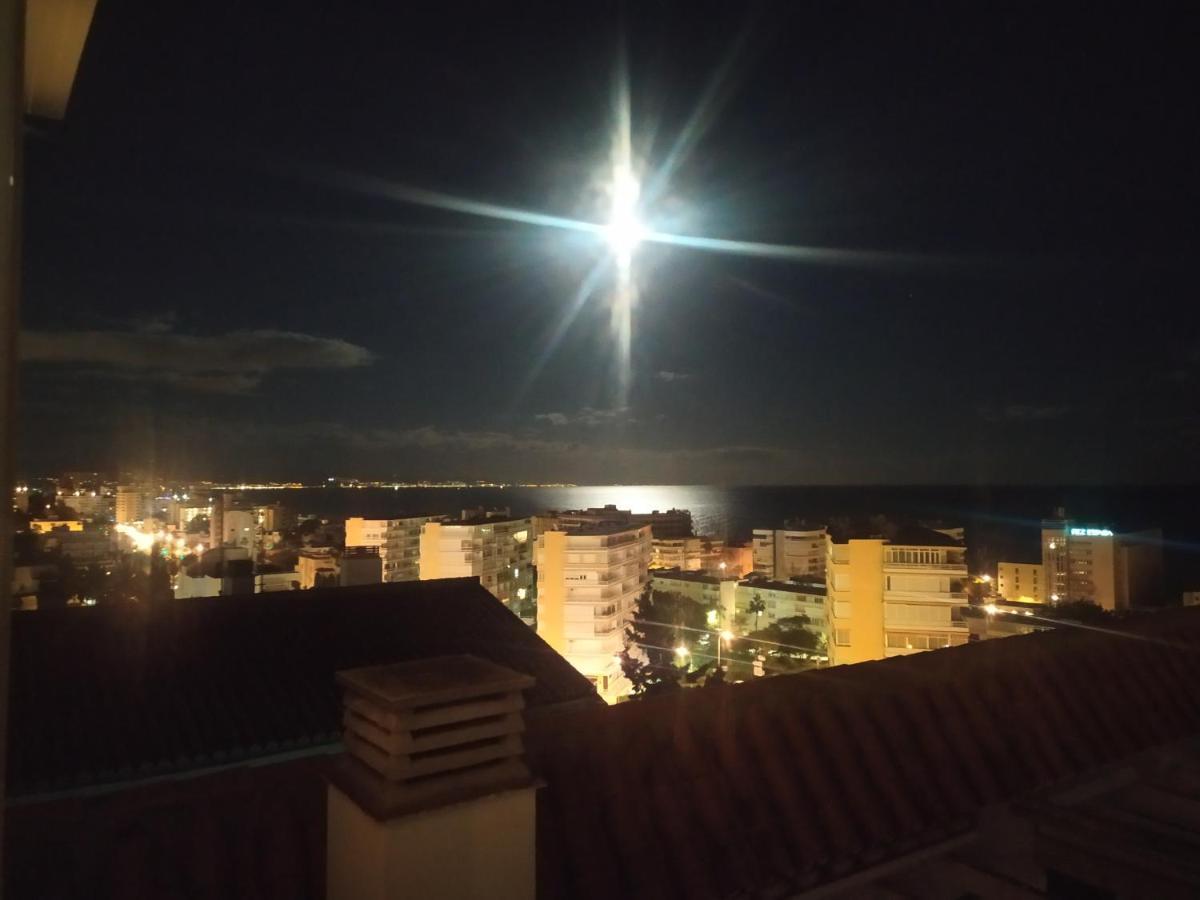 Apartament Carihuela La Luna Sun & Beach Torremolinos Zewnętrze zdjęcie